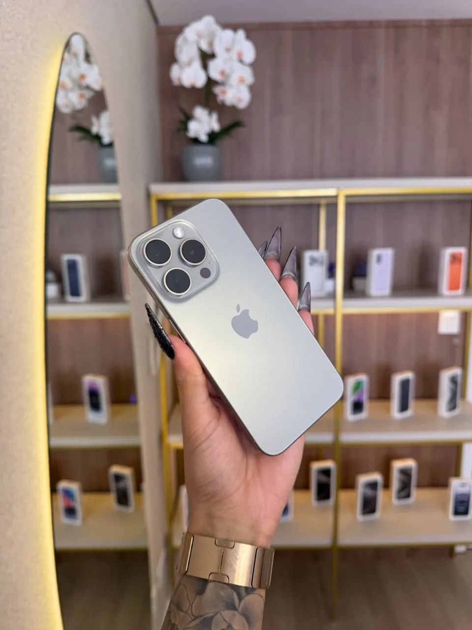 iPhone 15 Pro 128GB Titânio Natural