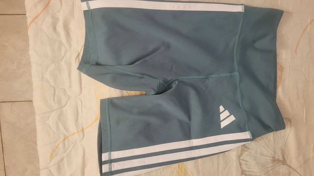 Bermuda academia adidas - Foto 2