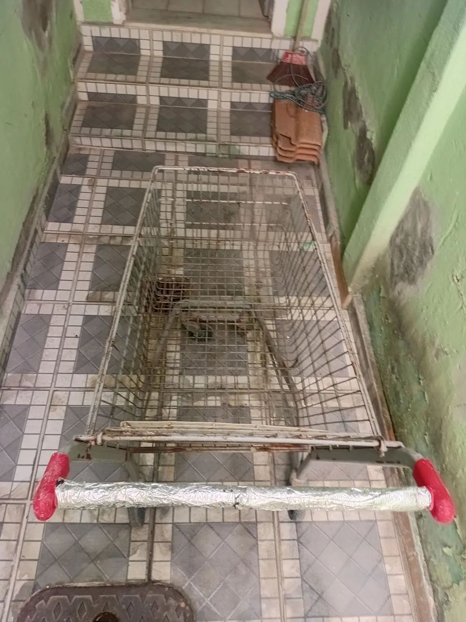 VENDO CARRINHO DE FEIRA - PEGANDO ATÉ AMANHÃ  - Foto 4