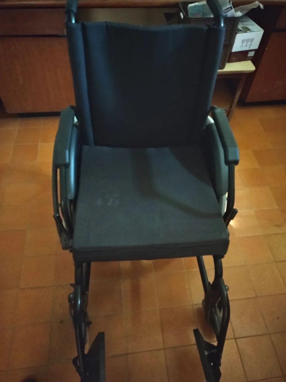 Cadeira de Rodas - Foto 2