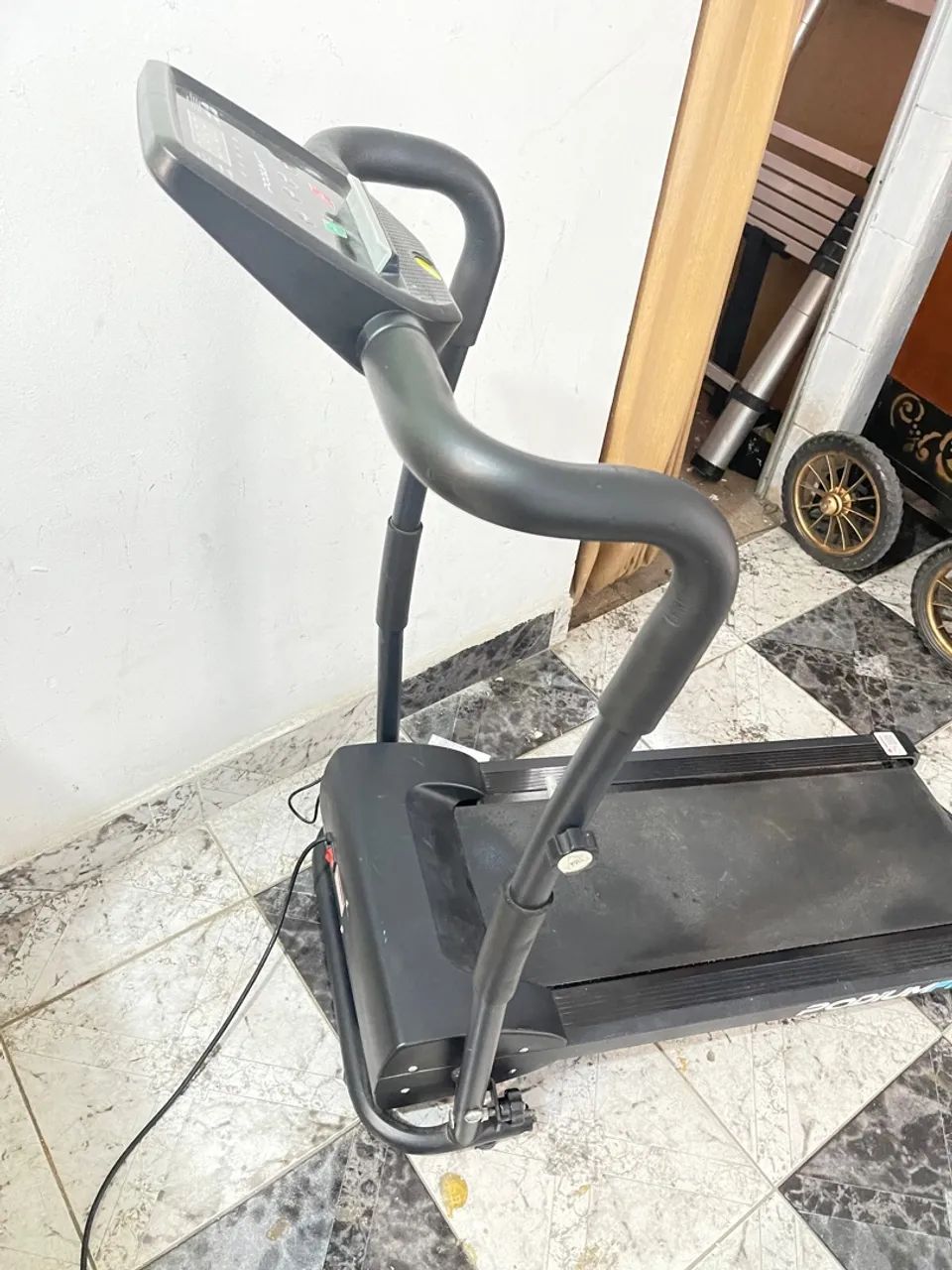 Esteira de caminhada e corrida Podiumfit - Foto 2