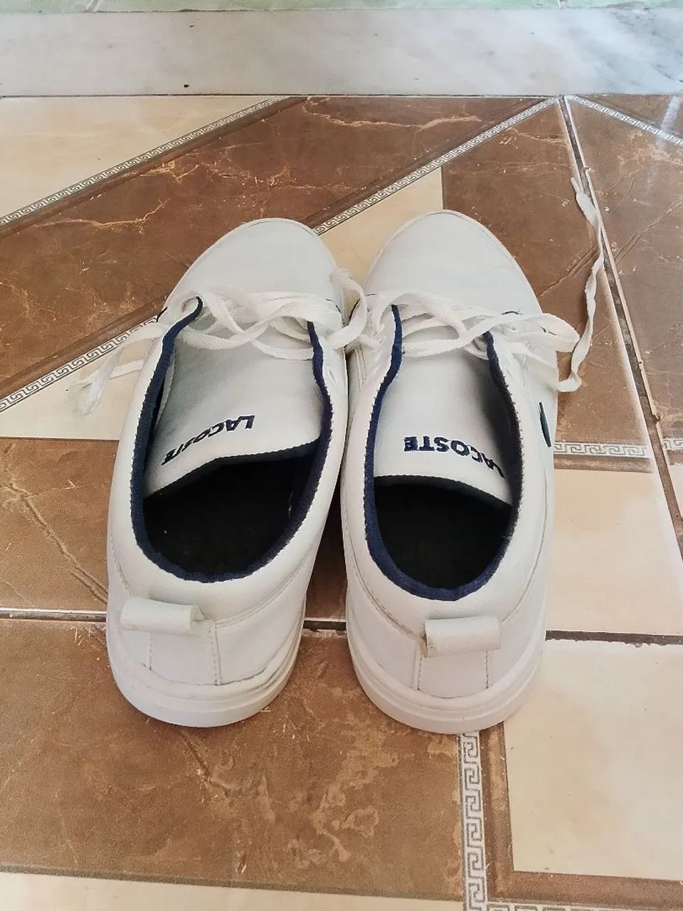 Vendo tênis  baixo Lacoste  - Foto 4
