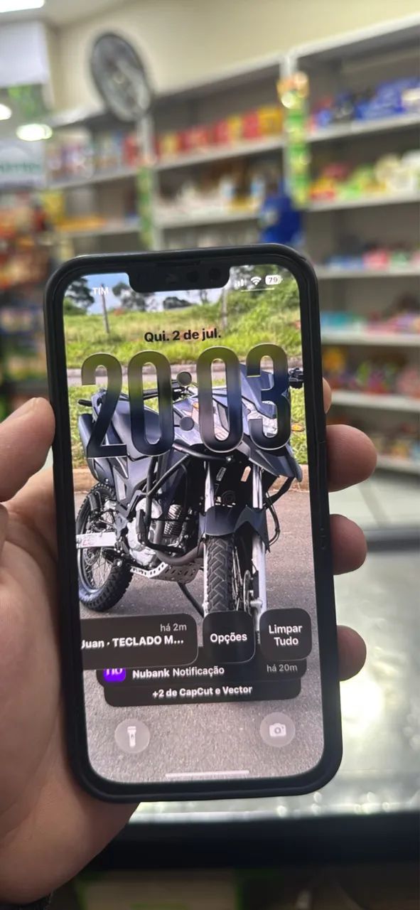 iPhone 13 Pro com traseira danificada apenas - Foto 4