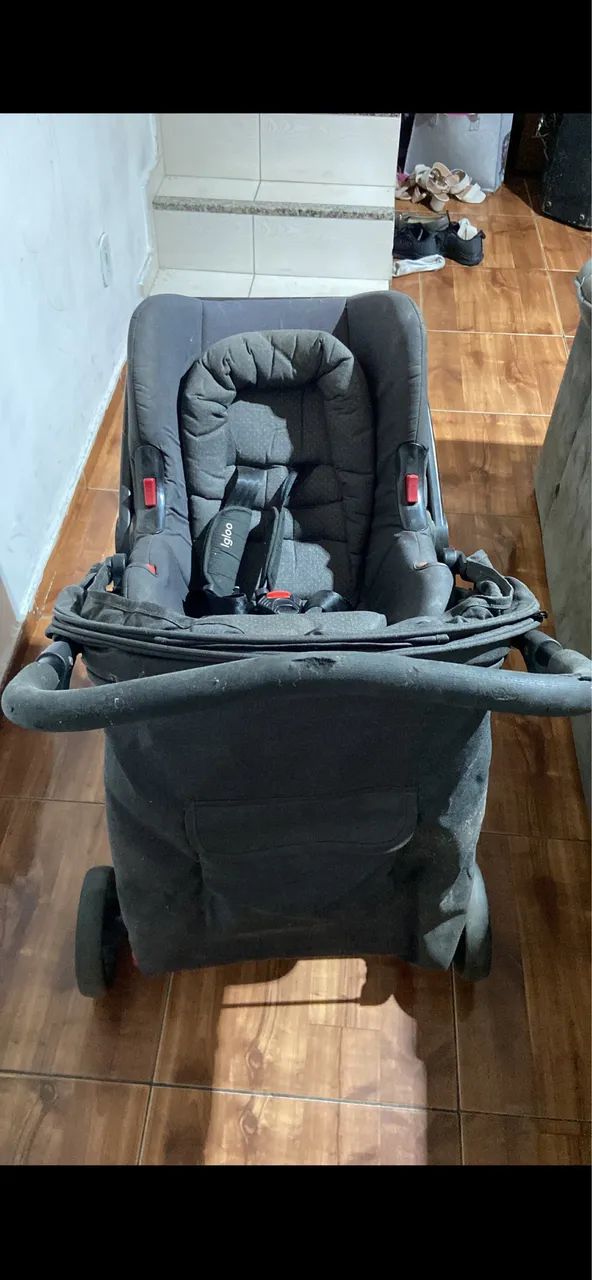 Carrinho de bebê com bebê conforto - Foto 5