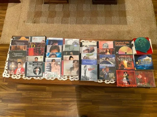 Cds de música diversos gêneros