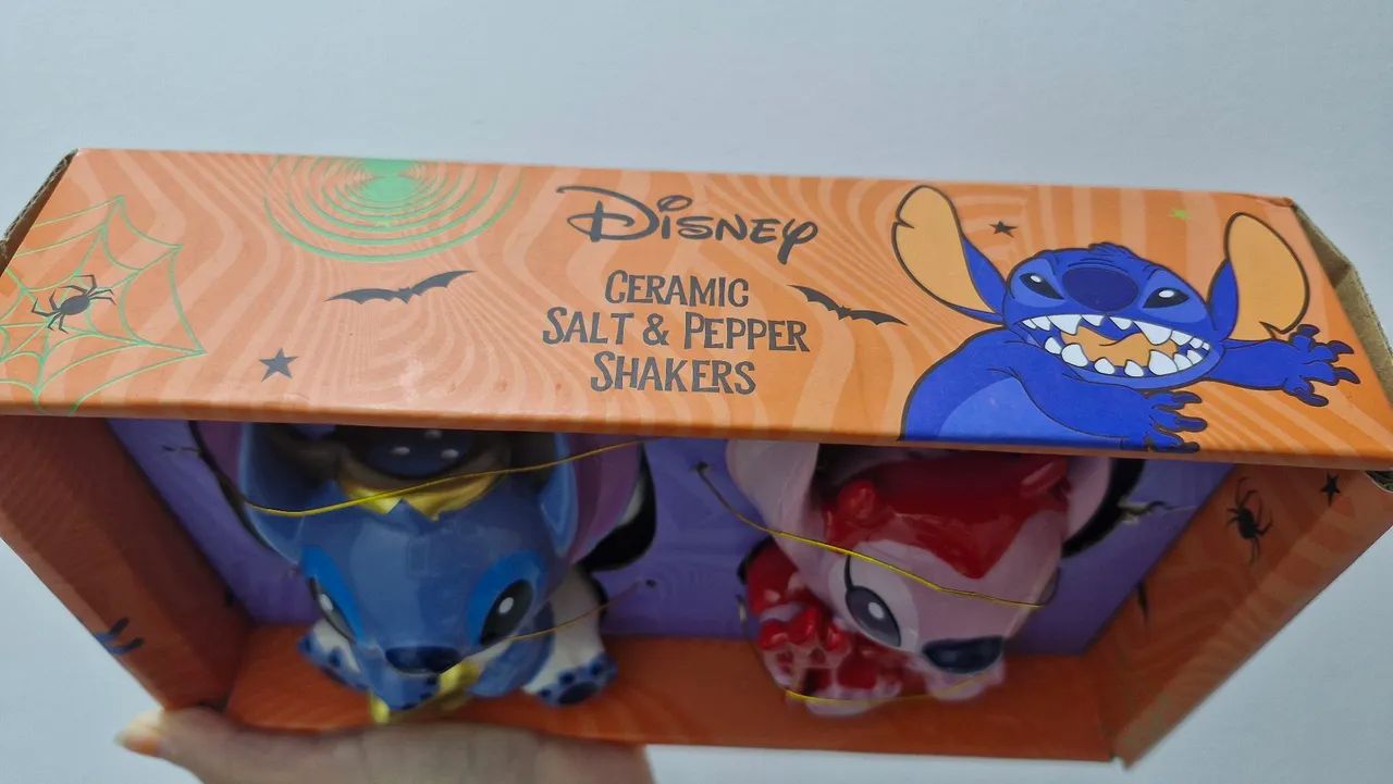 Saleiro e Pimenteiro Stitch e Angel Halloween Disney - Foto 2
