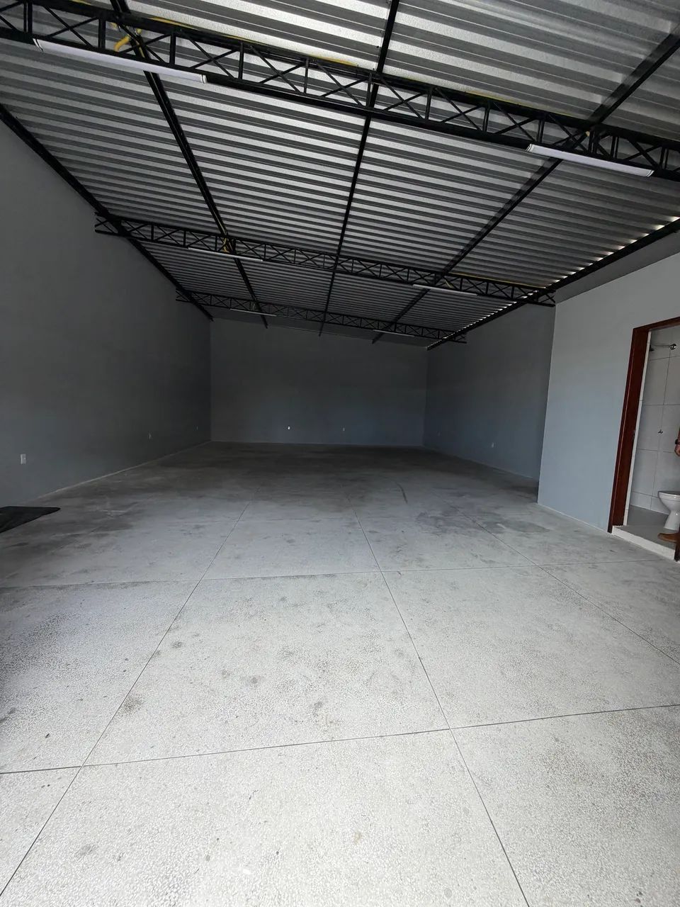 Loja na praia da avenida com 110m2! - Foto 5