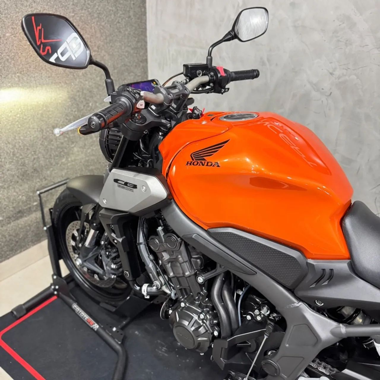 Honda CB 650R 660 cc  - Foto 3