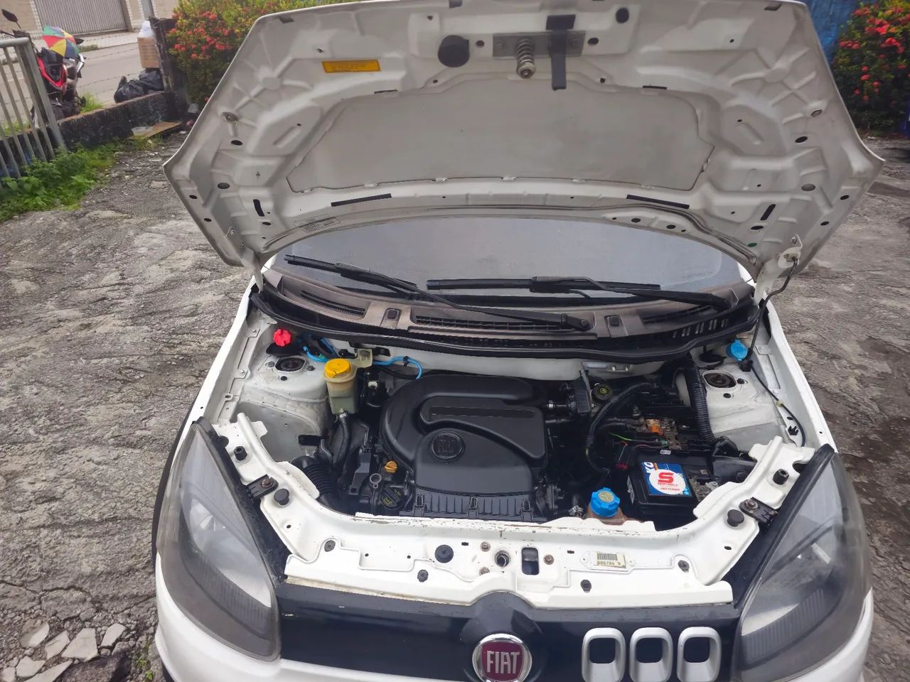 Fiat Uno WAY 1.4 EVO Fire Flex 8V 5P 2016 - Foto 2