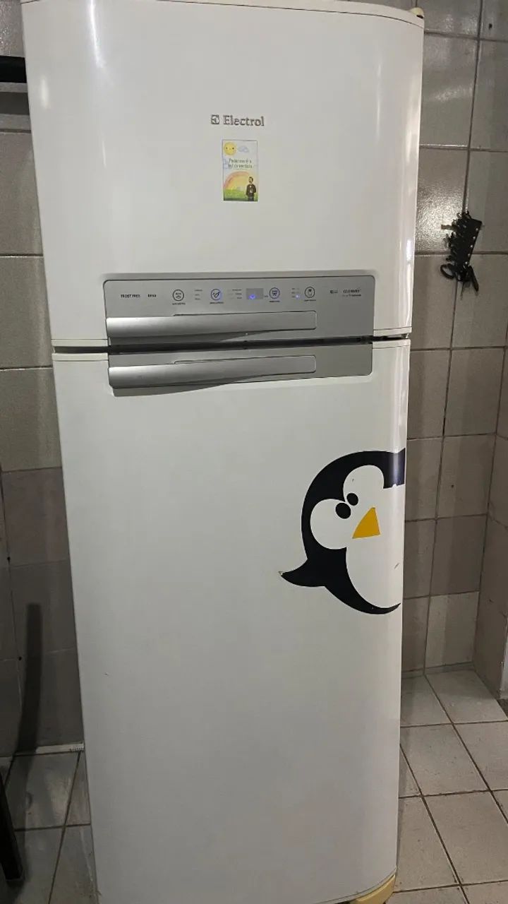 Galadeira Eletrolux DF50