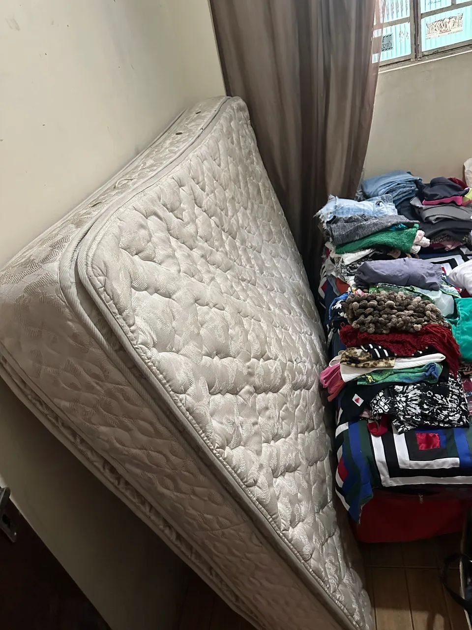 Colchão de casal 