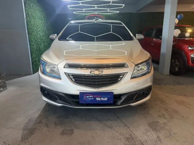 Chevrolet Onix 2015