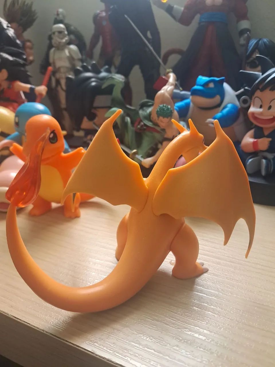 Action charizard pokemon - Foto 2