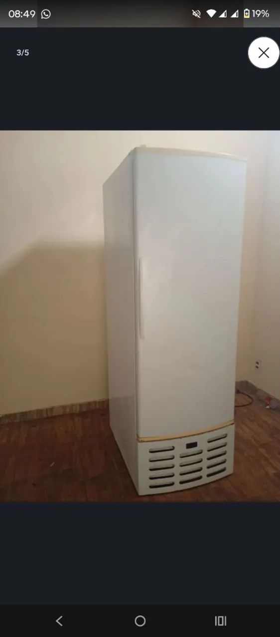 Freezer de gelo vertical impecável  - Foto 3