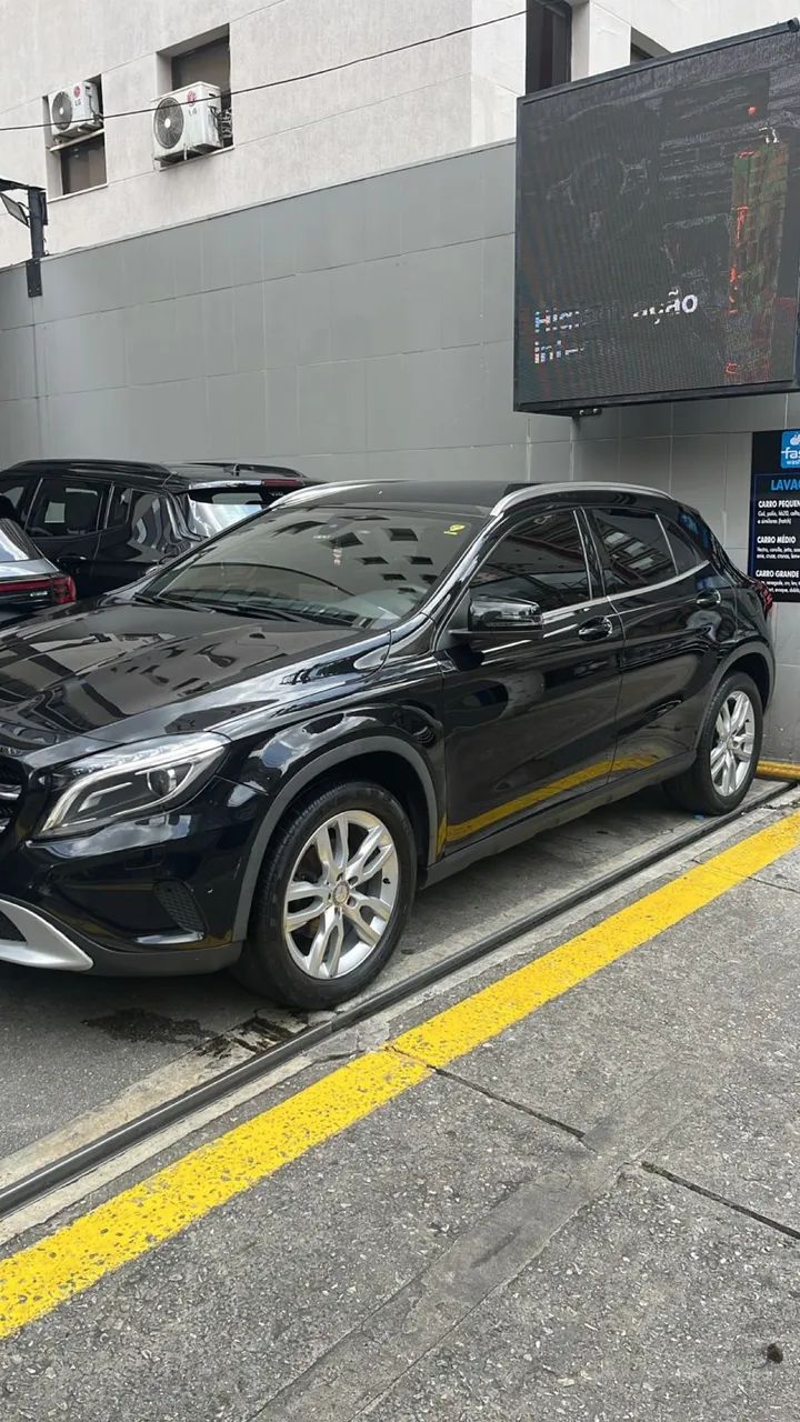 Mercedes-Benz GLA 200 Adv. 1.6/1.6 TB 16V Flex Aut. 2016