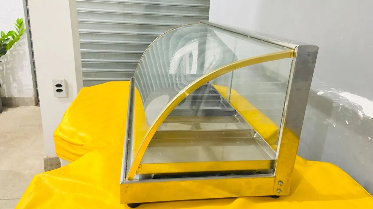 Suqueira e expositor elétrico. 