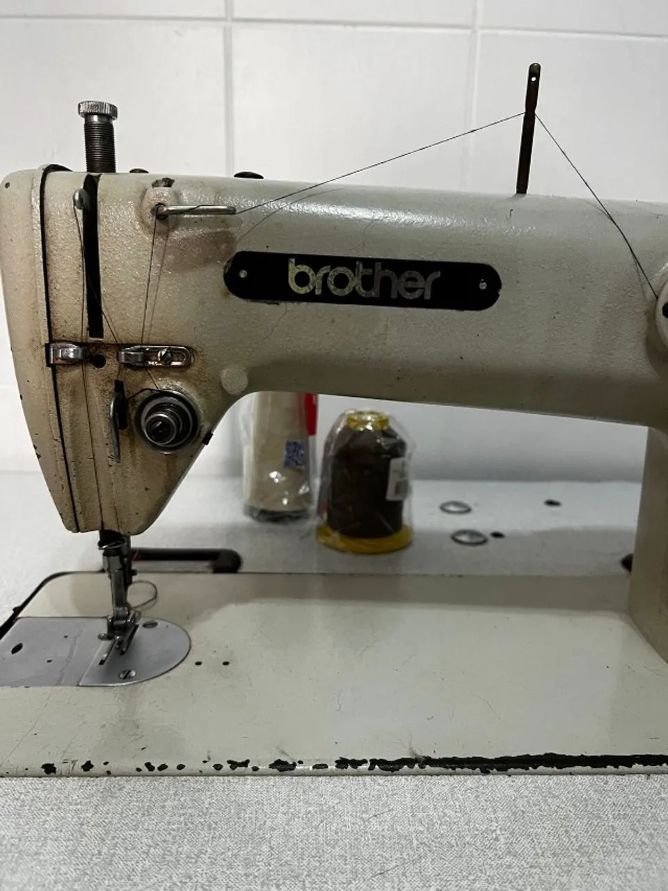 Maquina de Costura ELGIN BROTHER mod. DB2-B755-3