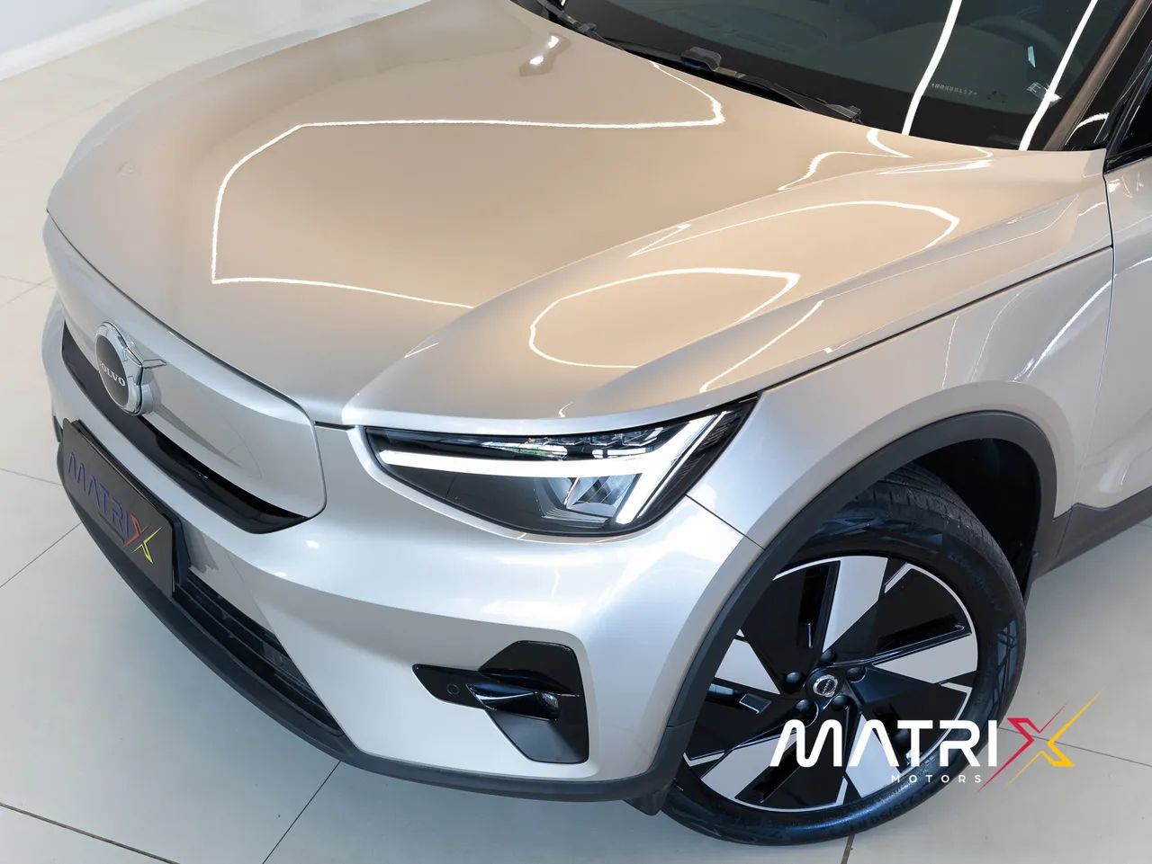 Volvo XC40 Recharge Plus (elétrico) 2024 - Foto 4