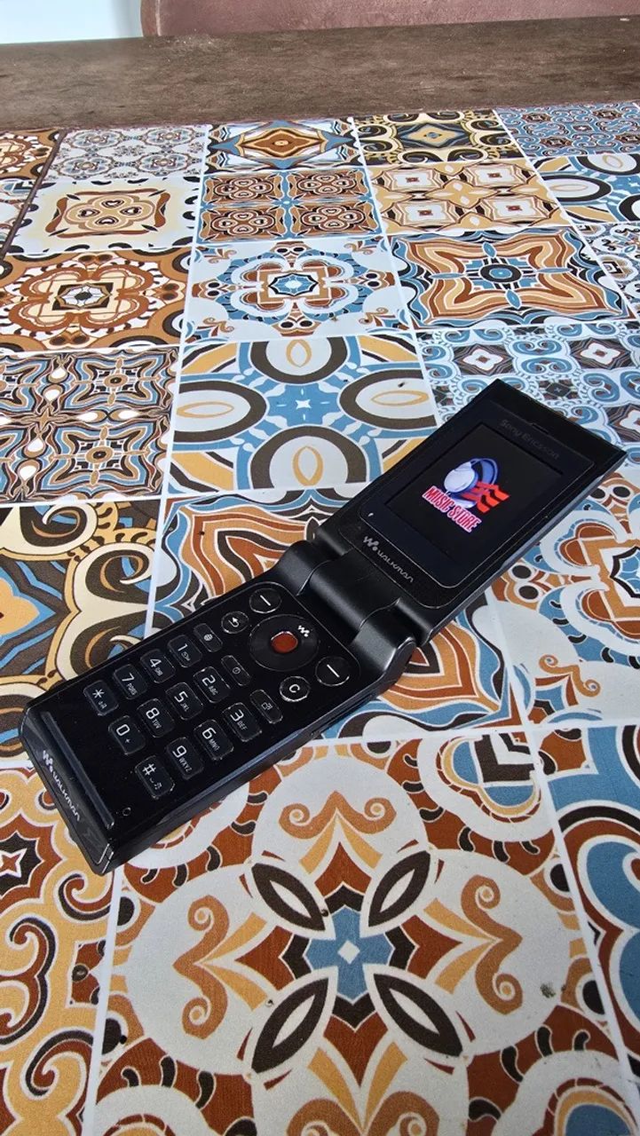 Sony Ericsson W380i Black para Colecionador - Foto 4