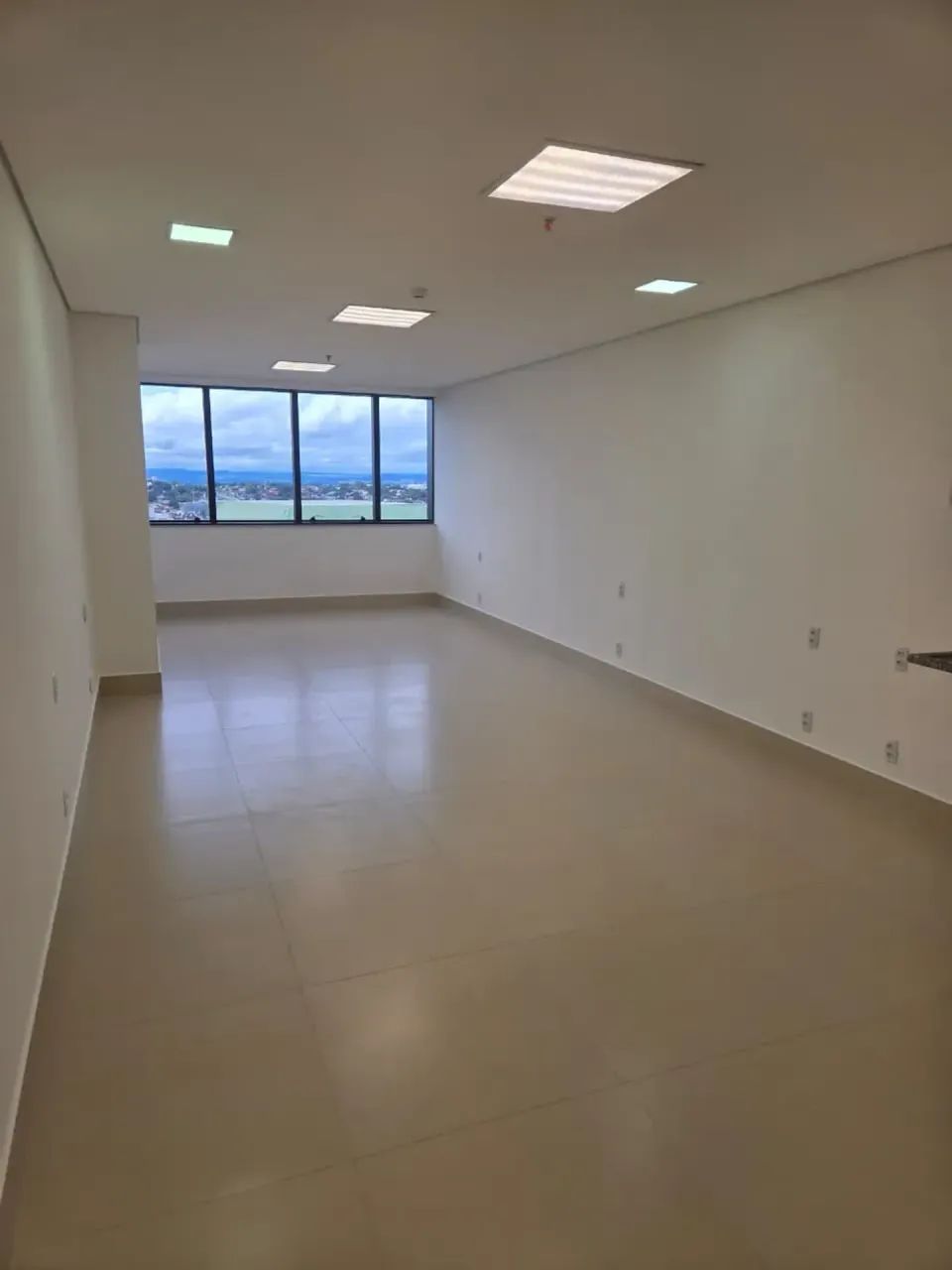Sala Comercial para Alugar  Jardim Goiás | QS Tower Office - Foto 4