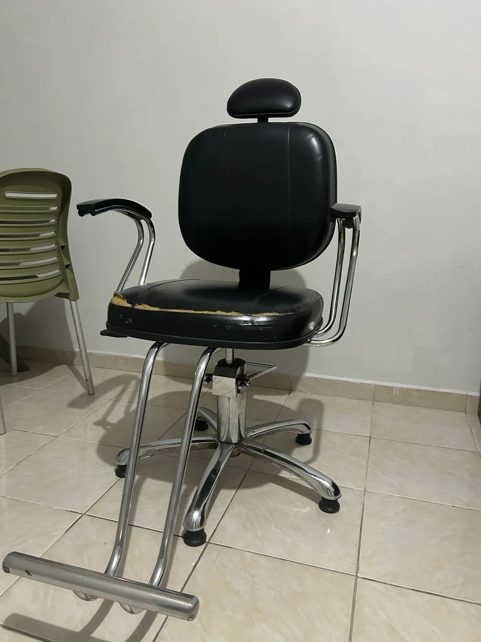 Cadeira de barbeiro  - Foto 3