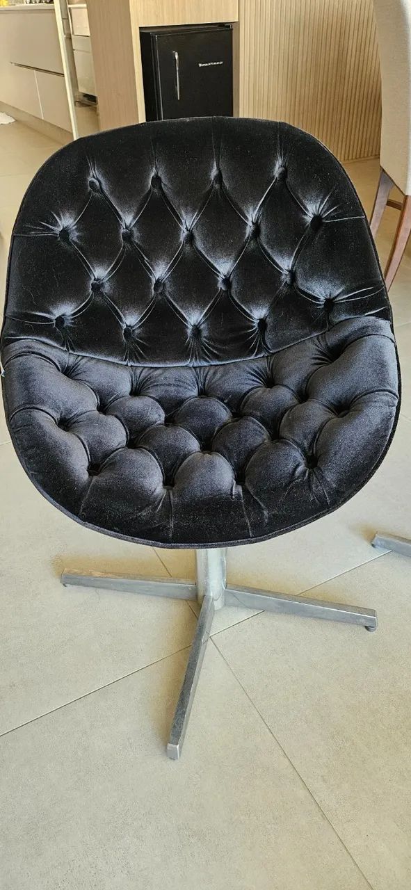 Par de poltronas em capitone - Foto 4