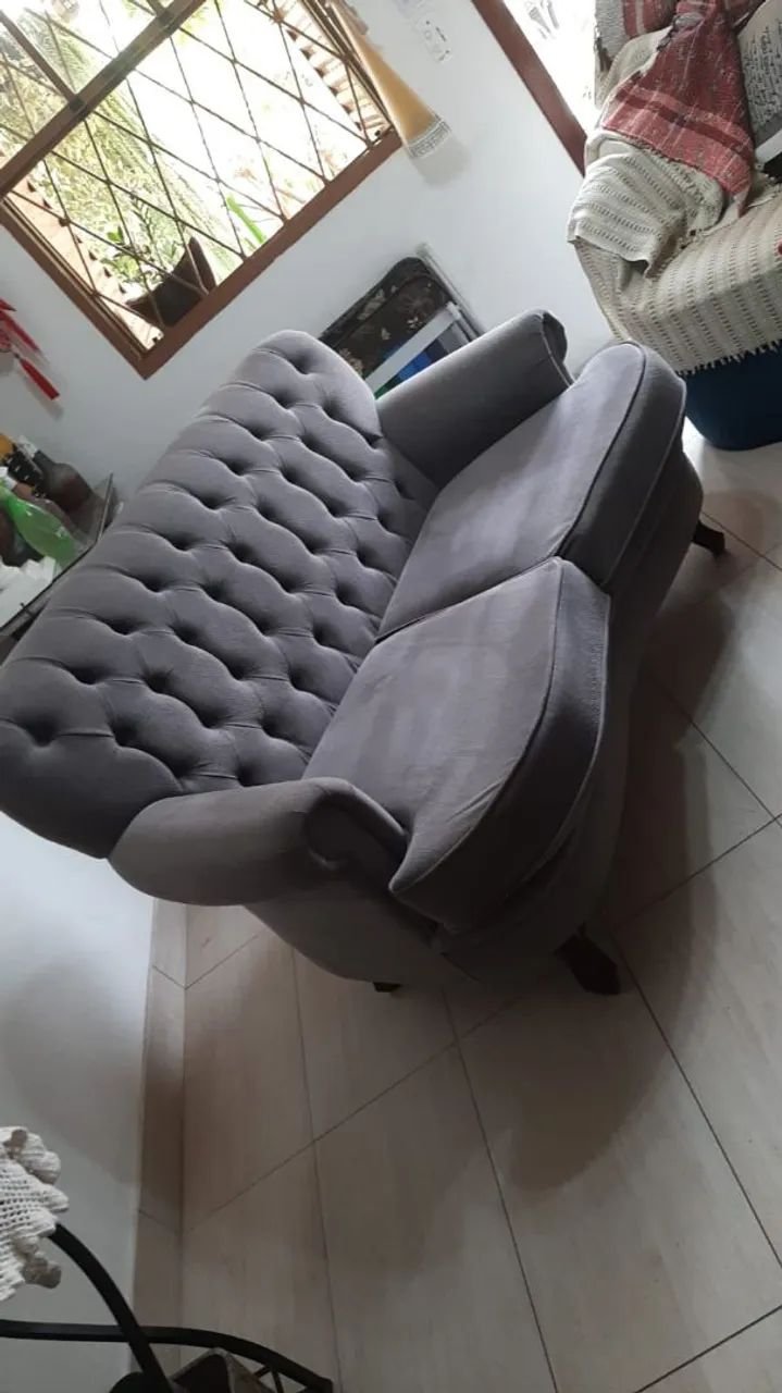 Sofá dois lugares