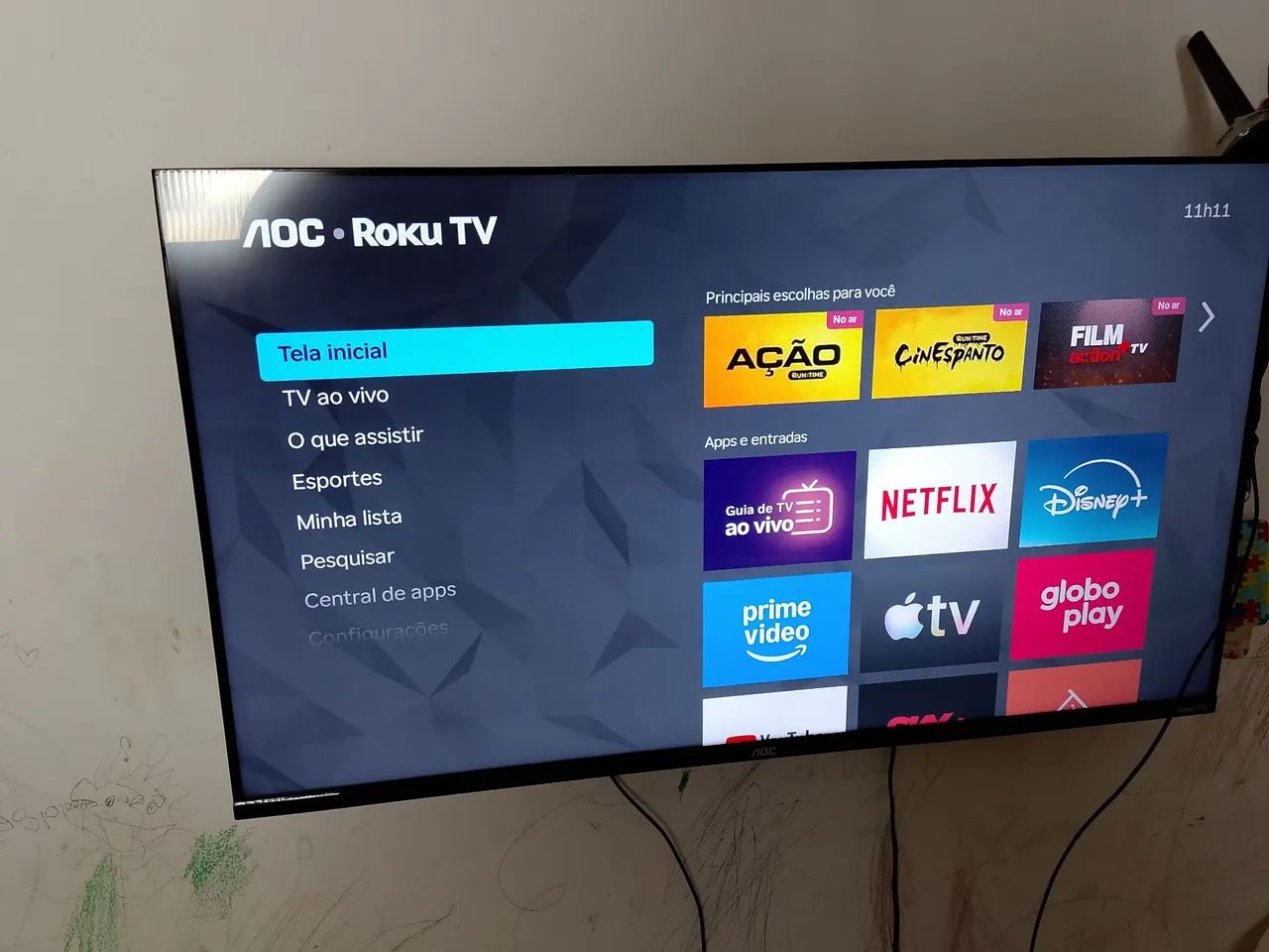 Vendo um tv Roku de 40 polegadas poucos meses de uso