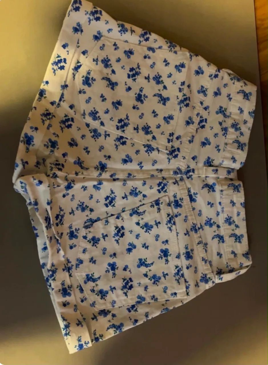 Short Jeans (marca: Jeans Since 1841) tam 34 NOVO