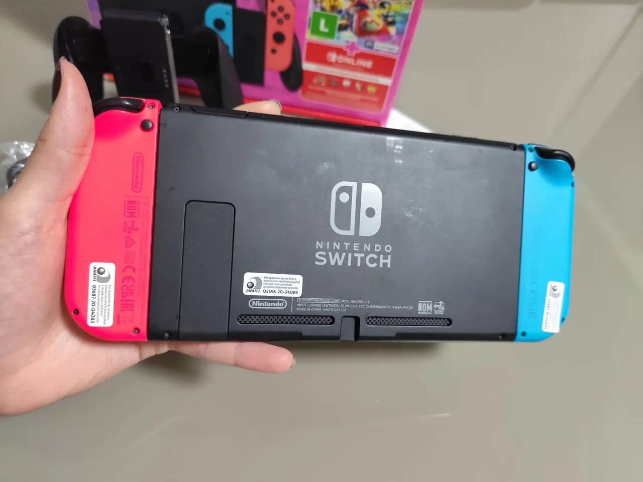 Nintendo Switch Neon Usado - Foto 2