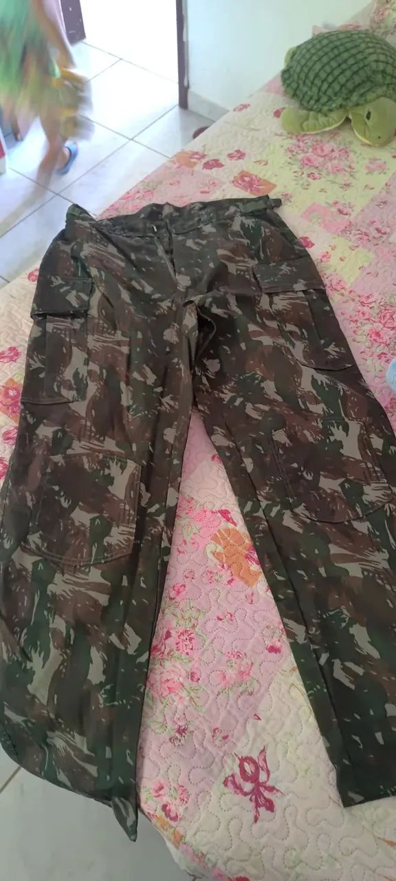 Calça camuflada  - Foto 2