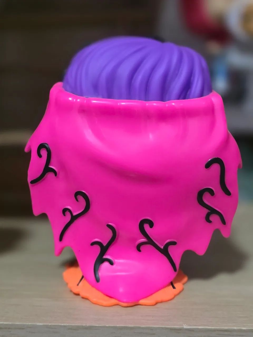 Funko Pop! Emily Blacklight (#1370) - Foto 3
