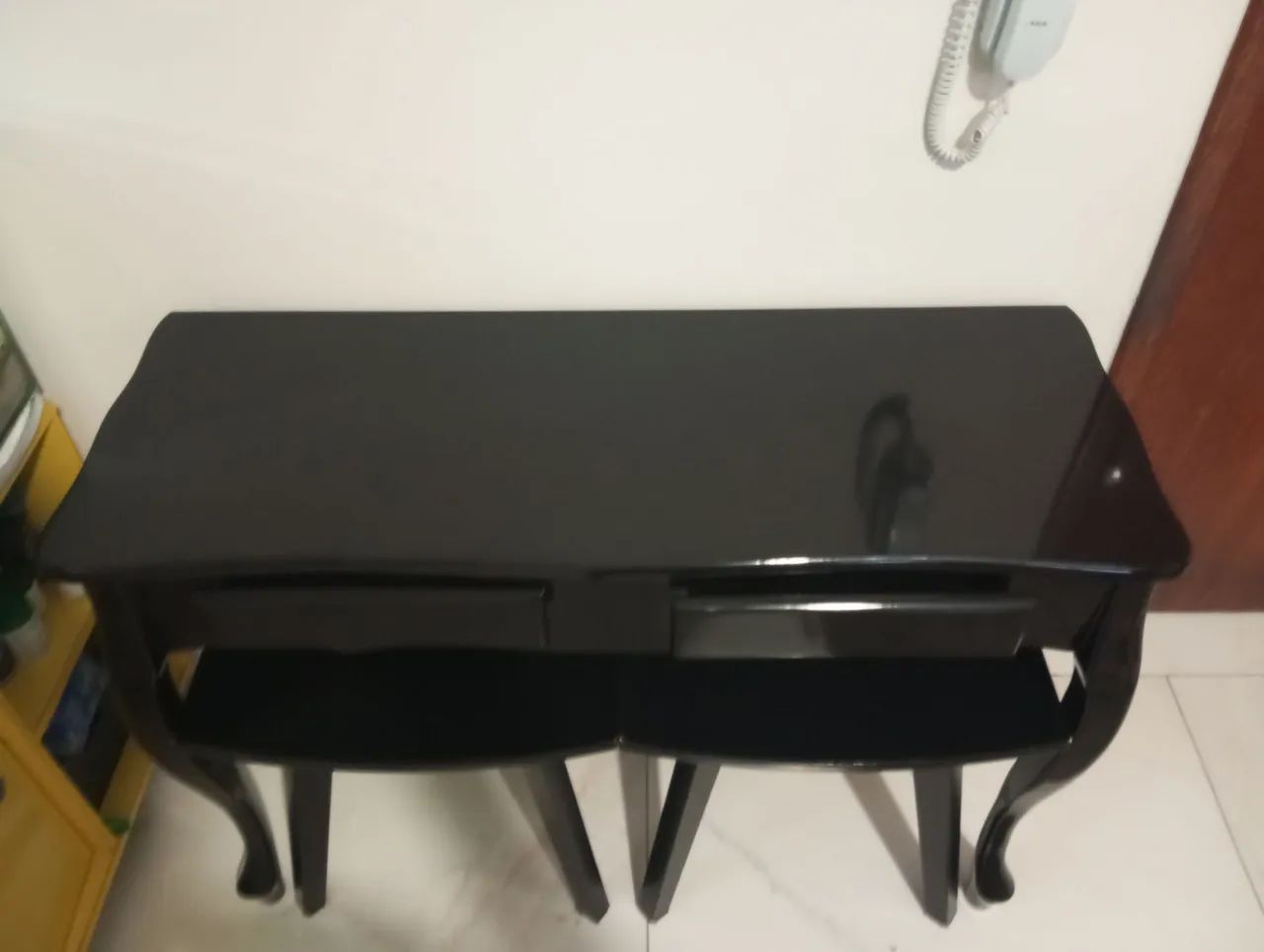 Kit aparador e banquetas Tok&Stok