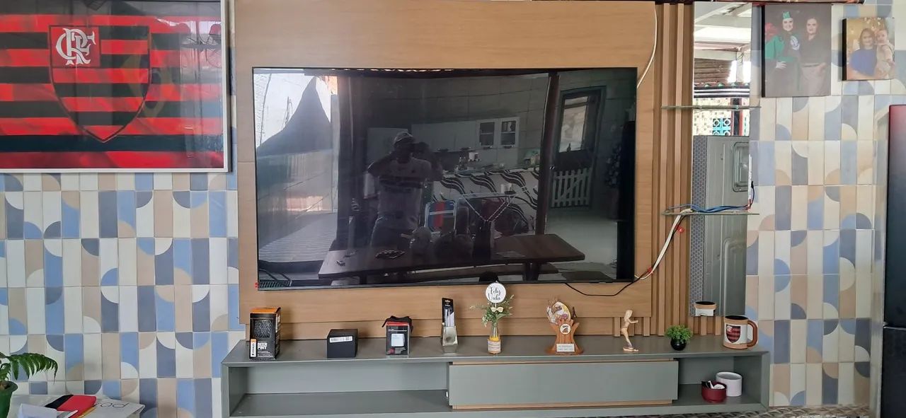 VENDO TV DE 70 POLEGADAS NOVA - Foto 4