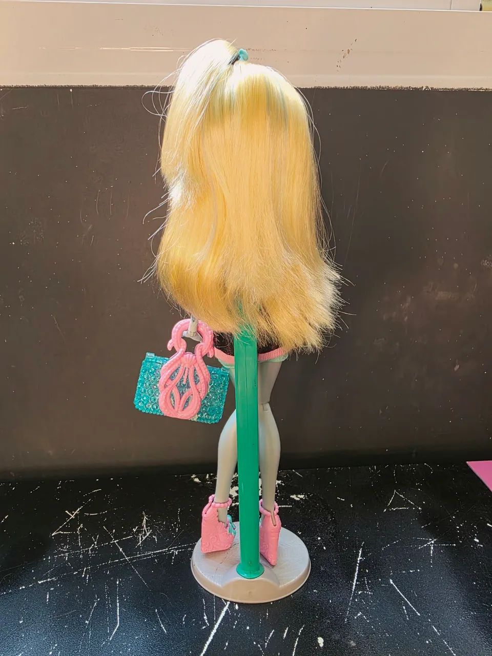 Boneca Monster High Lagoona Scaris - Foto 2