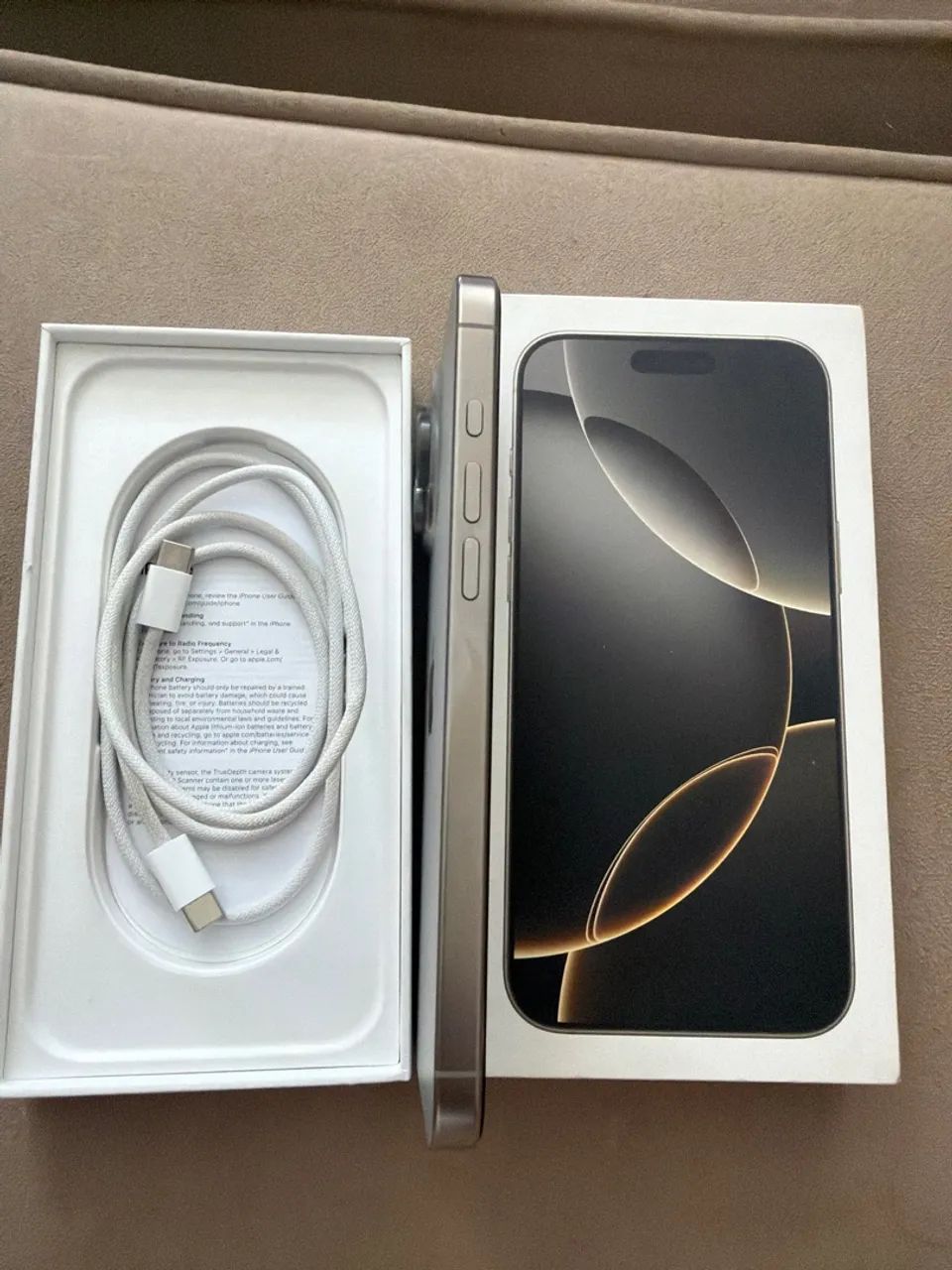 iphone 16 pro max 256 Titanium  - Foto 2