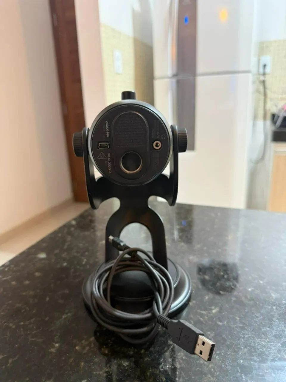 Microfone Condensador Usb Blue Yeti - Preto Cor Blackout - Foto 3