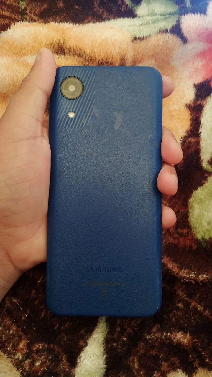 Vendo celular Samsung ao3 core - Foto 5