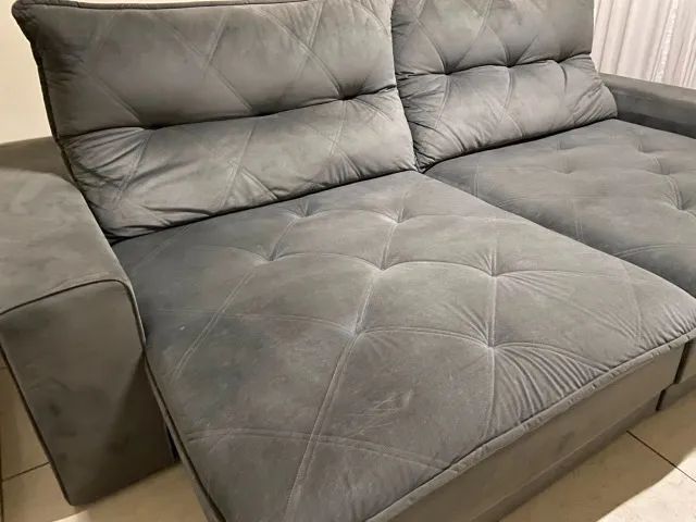 Sofá retrátil Suede aveludado - Foto 4