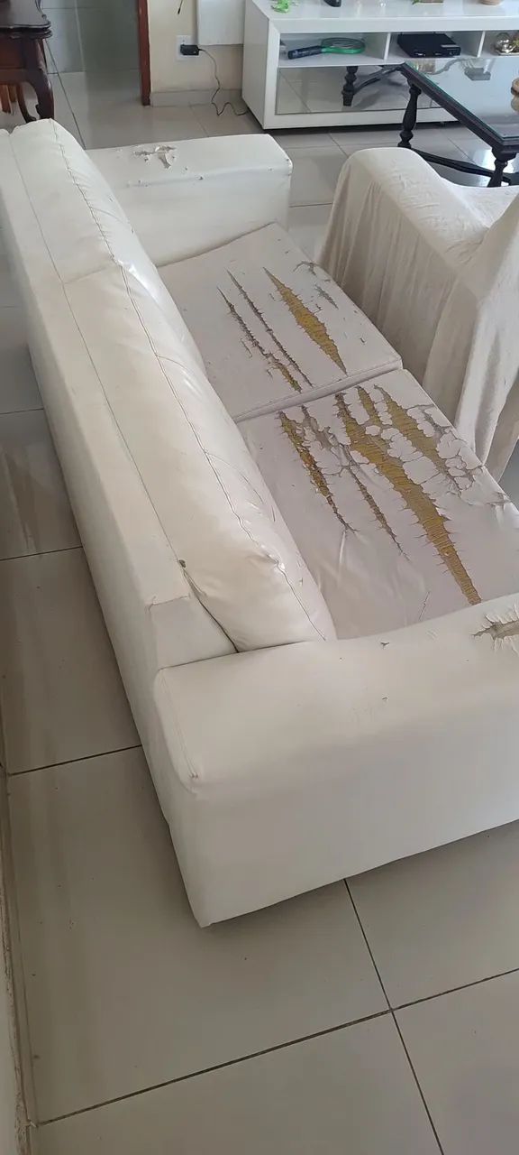 Sofá de couro sintético branco - Foto 5