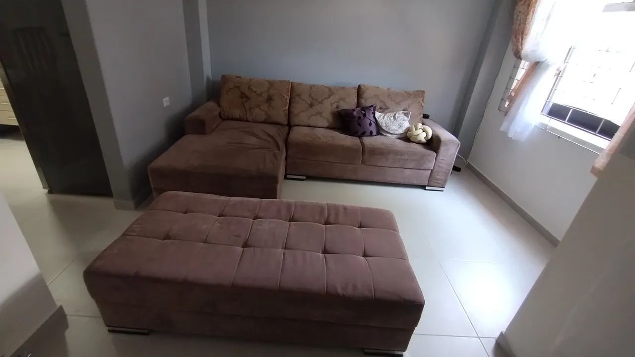 Imperdível: Sofá+ Mesa 6 cadeiras. Em ótimo estado  - Foto 2