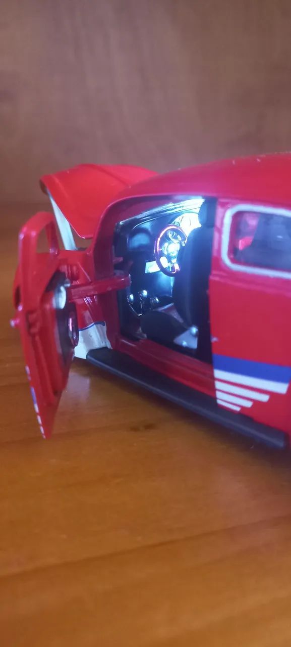 Fusca Tunado Vermelho All Stars Maisto 1/24 - Foto 5