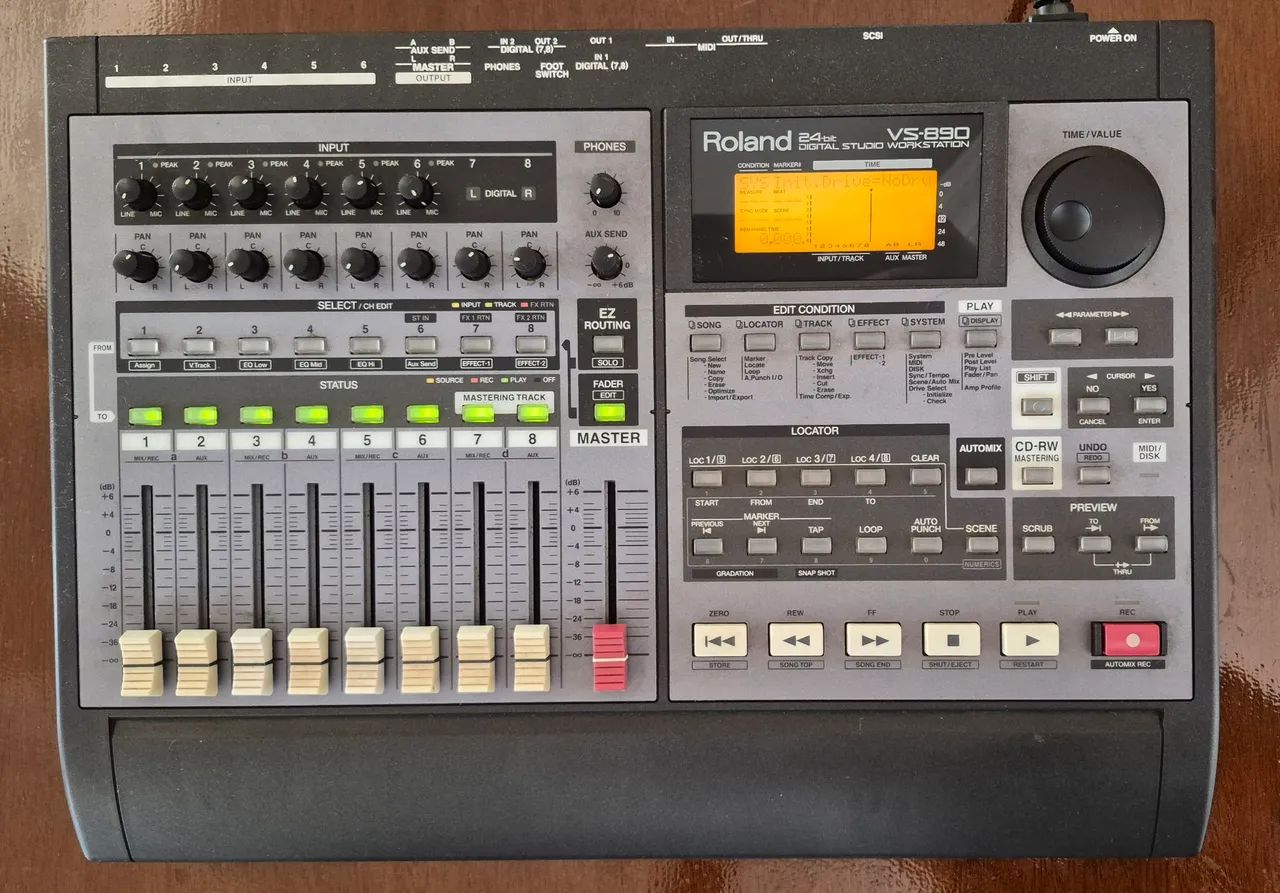 Mesa Digital Roland VS-890 - Foto 2
