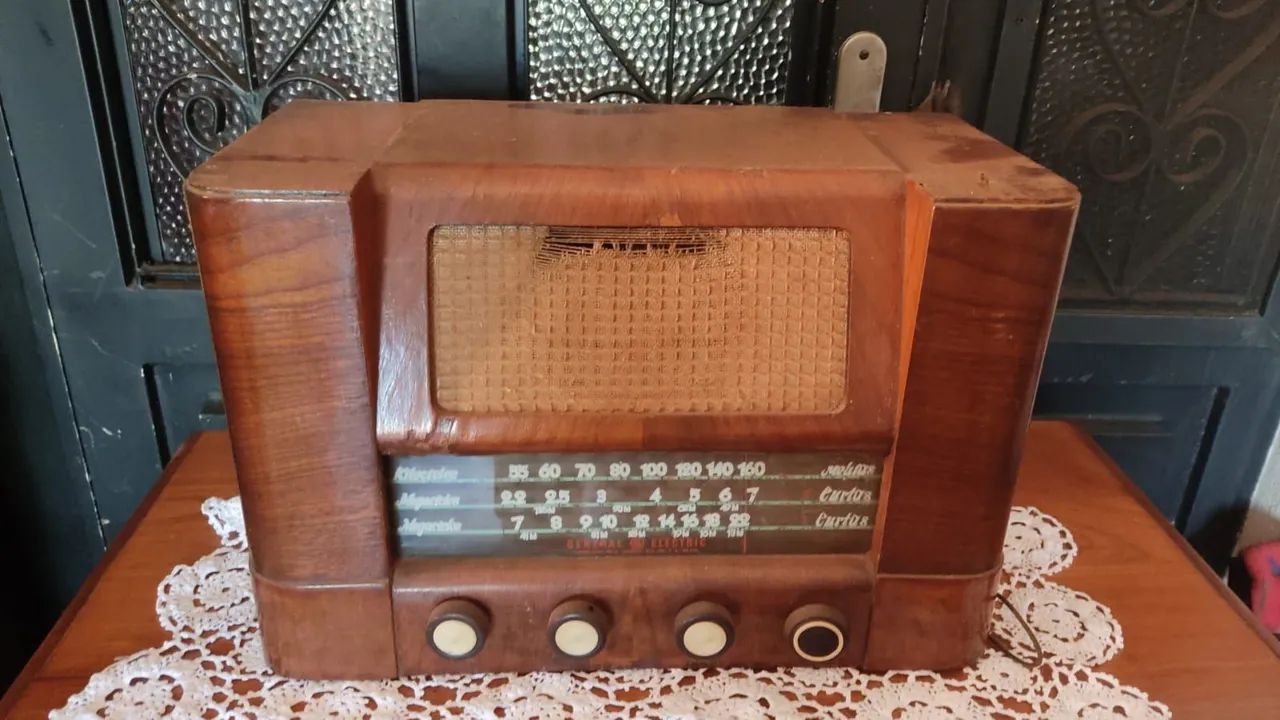 Rádio antigo 