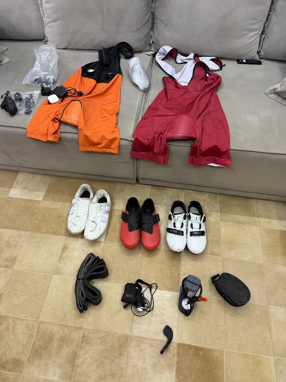 Roupas e sapatilhas ciclismo n42 e 43 Brasil 