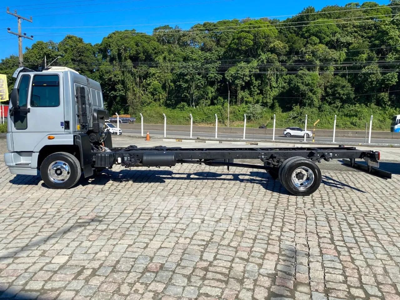 FORD Cargo 816 S 4x2 - Foto 7