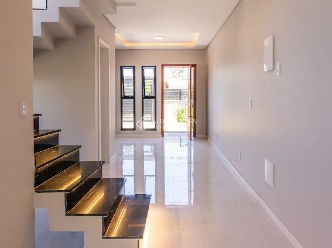 FINANCIÁVEL - Sobrado Alto Padrão com 3 quartos em Ponta das Canas, Florianópolis! - Foto 5