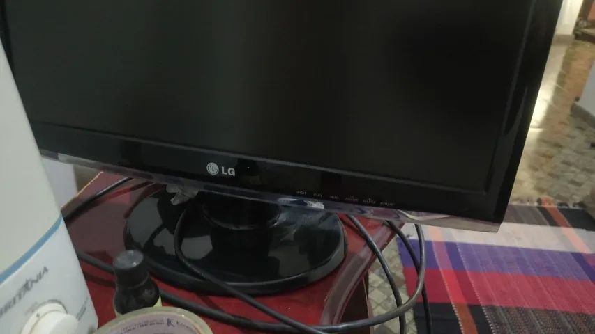 Monitor LG 20 Polegadas Usado 75Hz 2Ms  - Foto 2