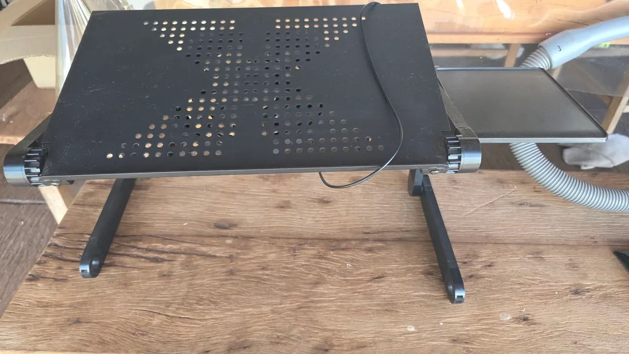 Suporte articulado para notebook com mousepad e ventilador cooler usb - Foto 2