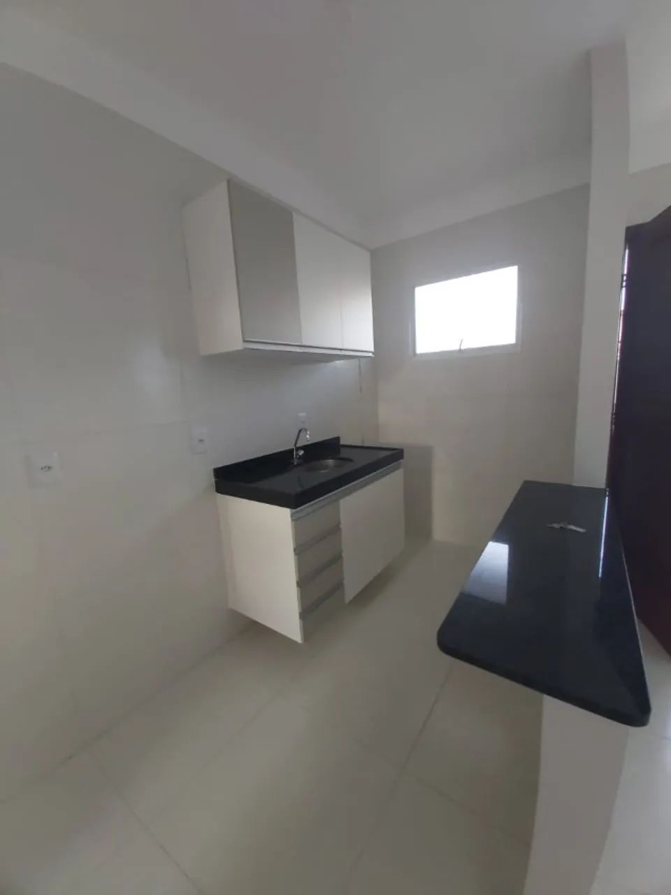 Kitnet 1 quarto na rua por trás da Leroy Merlin 